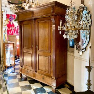 Large and Impressive Antique Oak Linen Cabinet