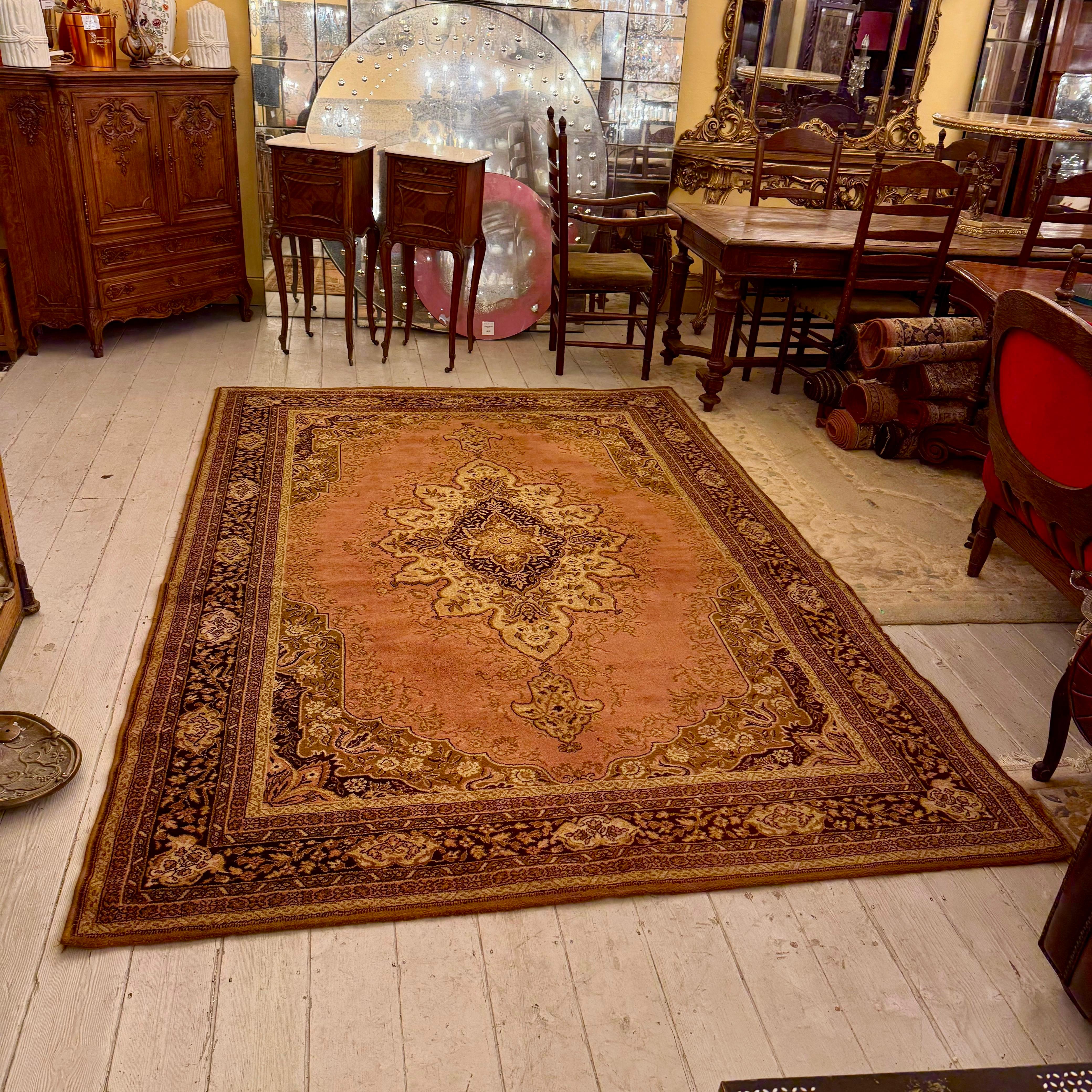 Persian-Style Medallion Carpet in Rose and Gold, 293 × 200 cm