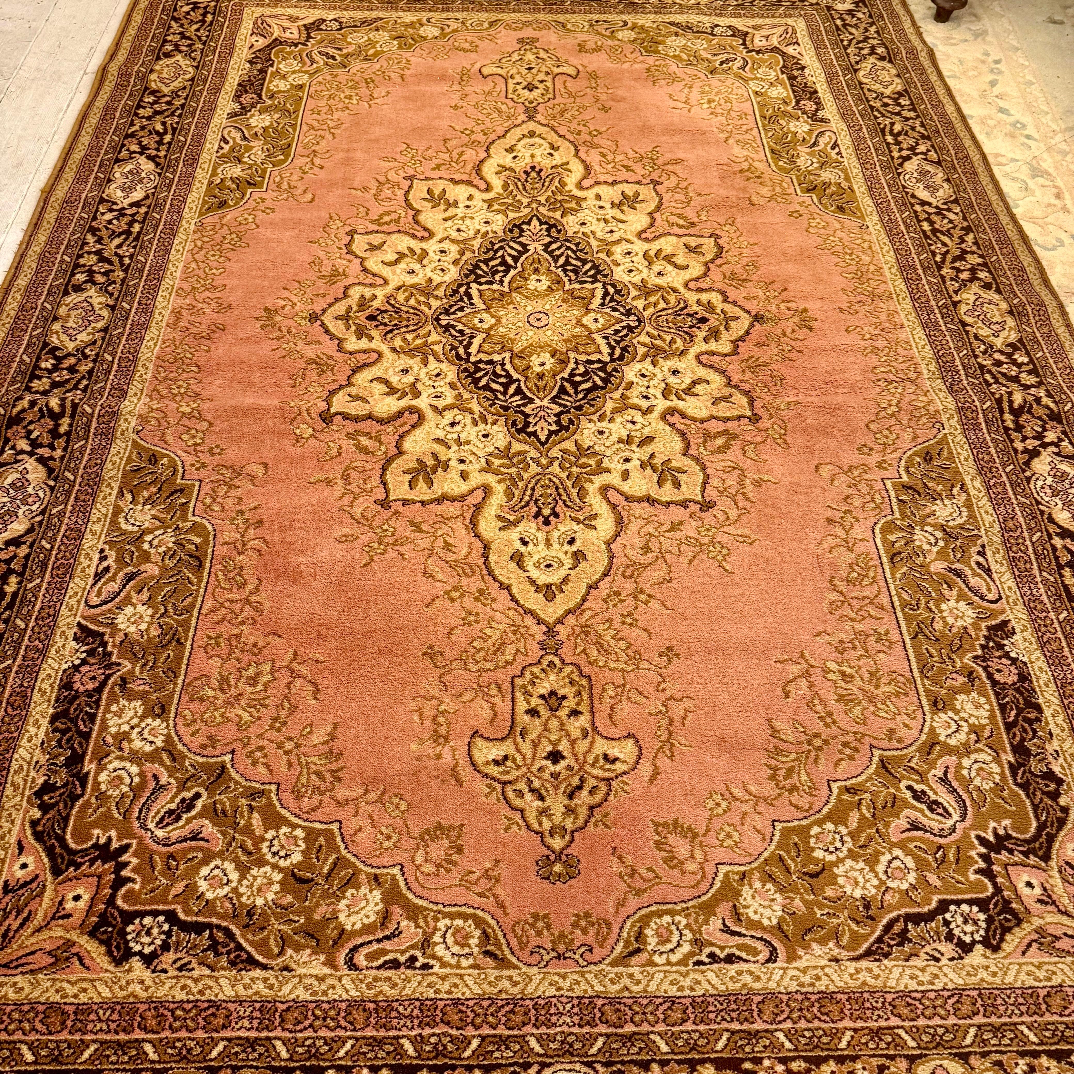 Persian-Style Medallion Carpet in Rose and Gold, 293 × 200 cm