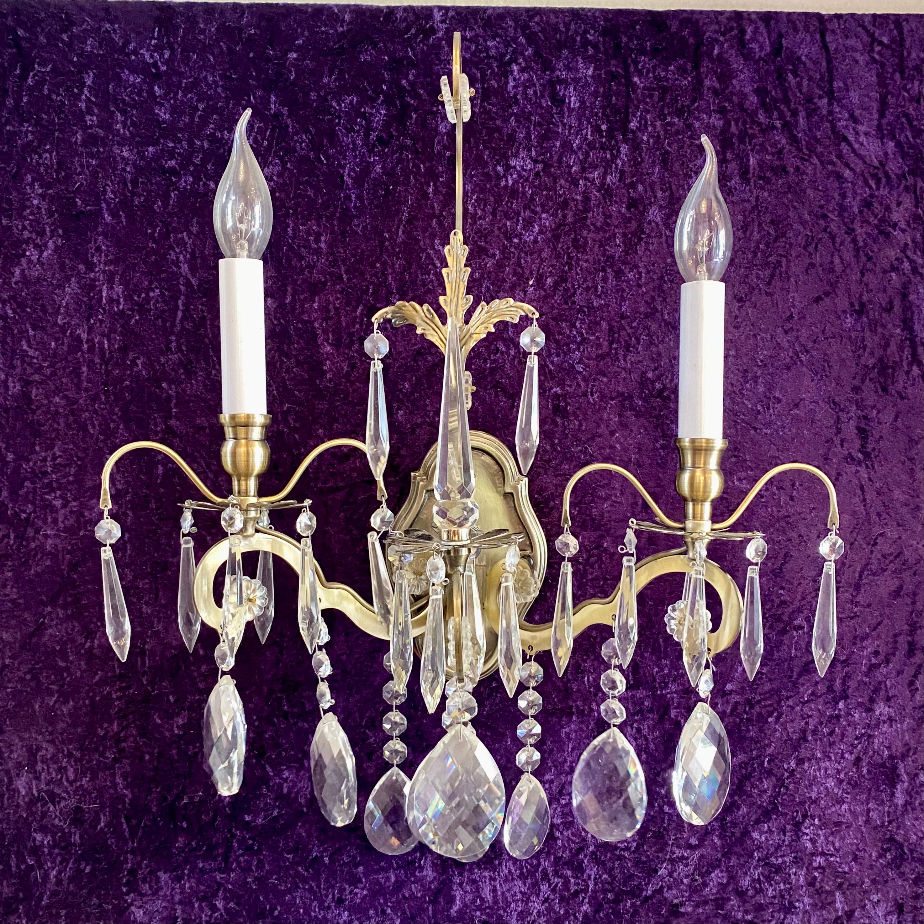 Elegant Brass Sconce