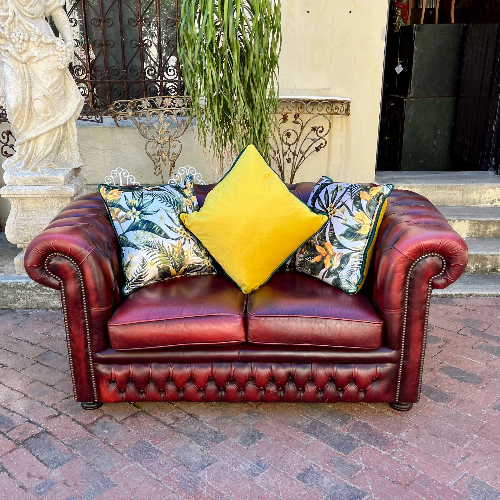 Vibrant Tropical Scatter Pillows