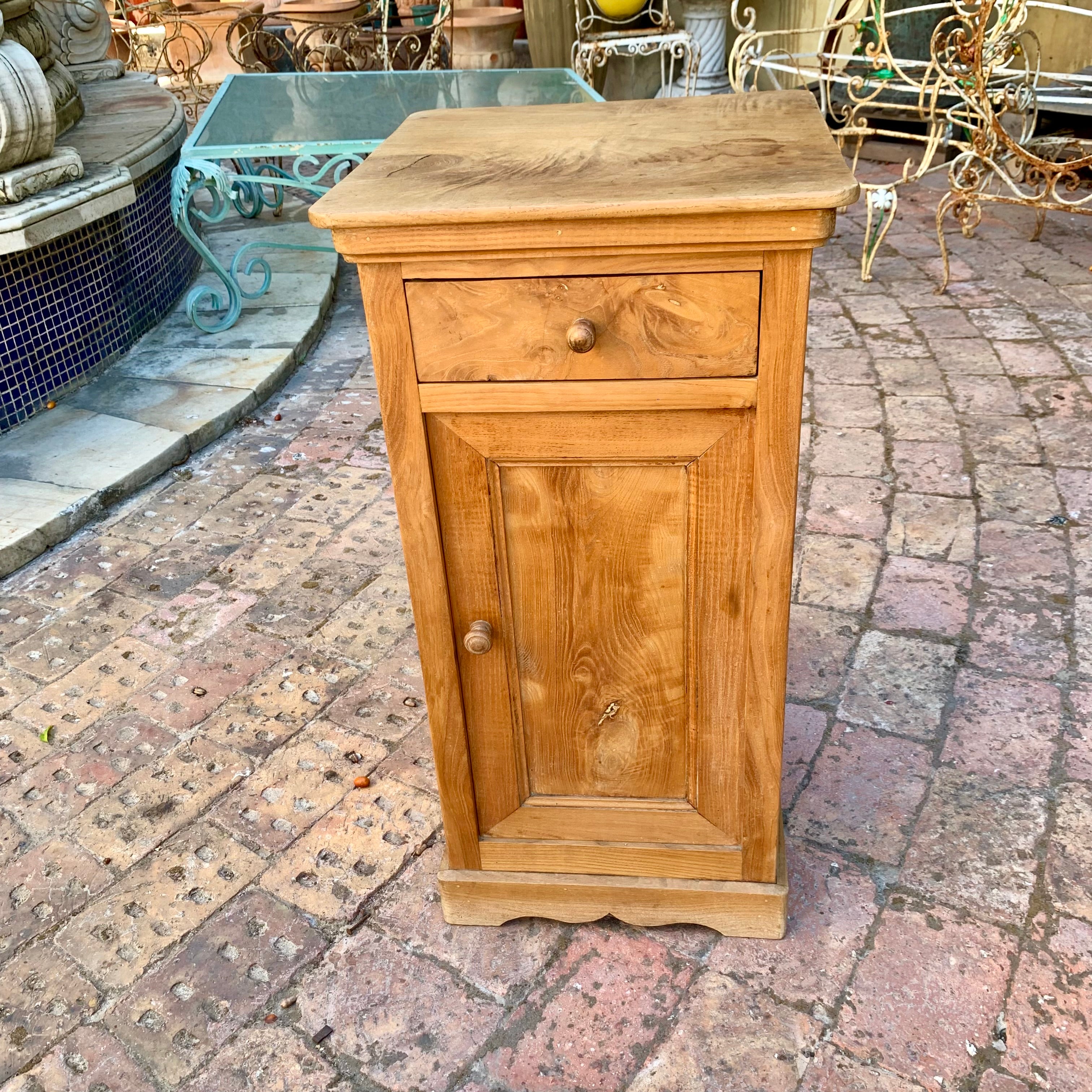 Single Oak Pedestal