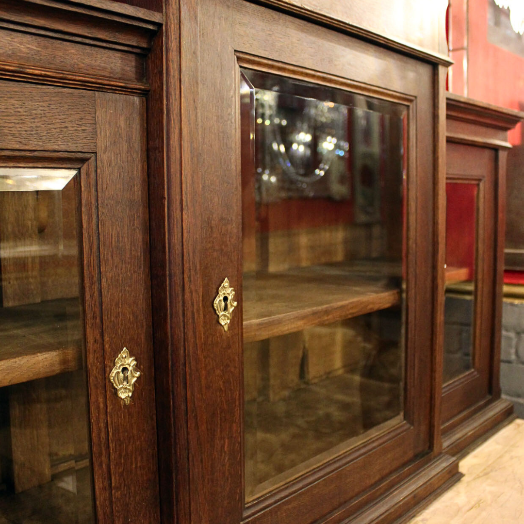 Beautiful Oak Display Cabinet