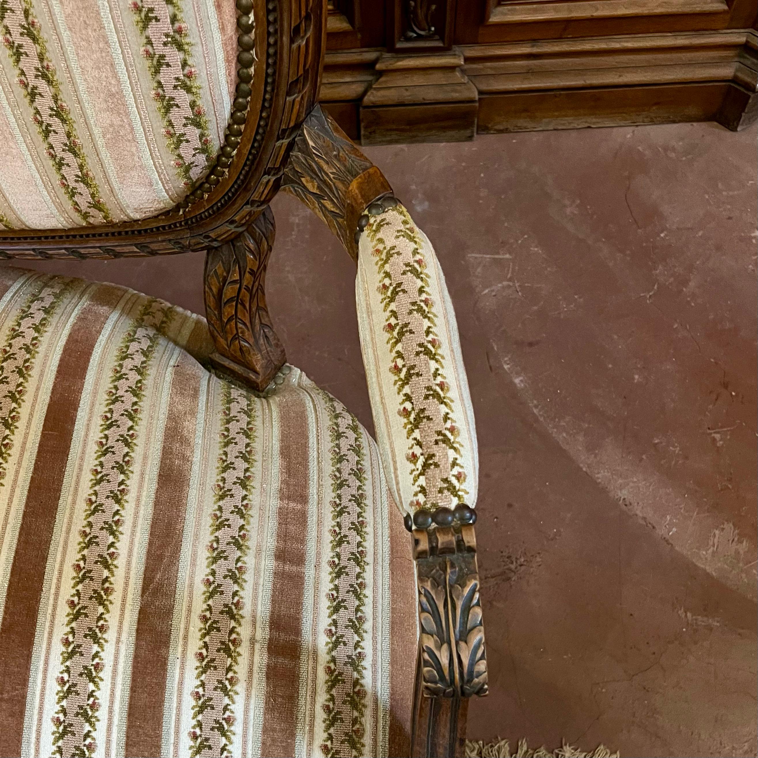 Antique Louis 16th Oak Bench