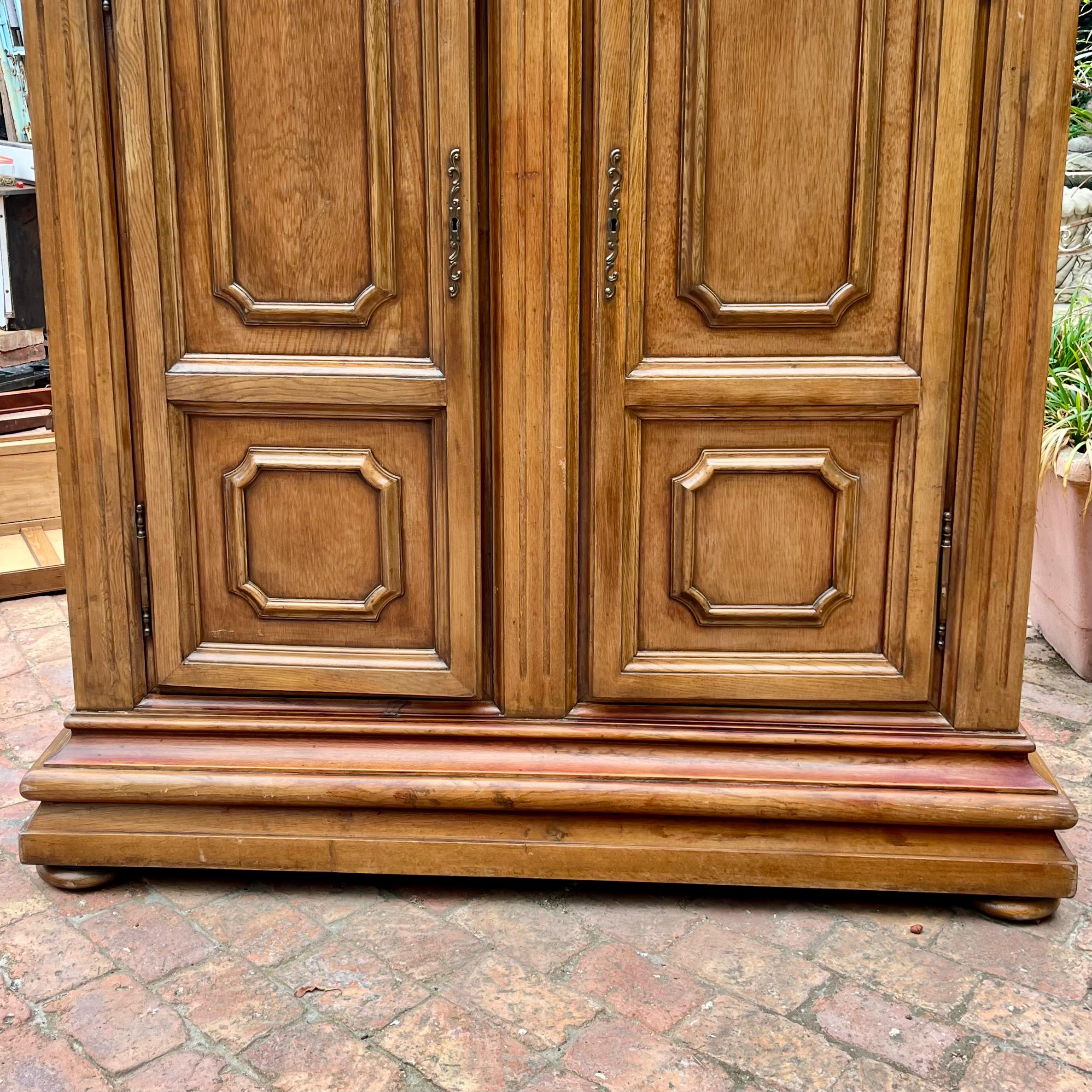 Antique Large French Oak Armoire, Late 19th Century