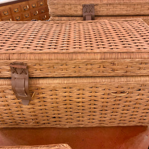 3 Piece Set Wicker Baskets with Leather Straps