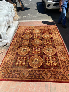 Vintage Rug in A Traditional Garden Pattern - SOLD